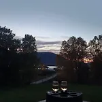 Nordic With Outdoor Jacuzzi And Aurora Borealis View Vila *