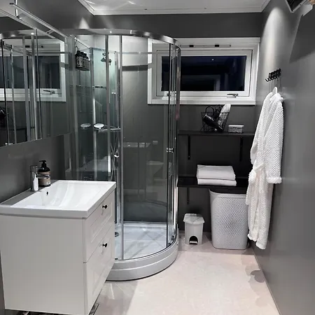 Nordic With Outdoor Jacuzzi And Aurora Borealis View וילה Stornes