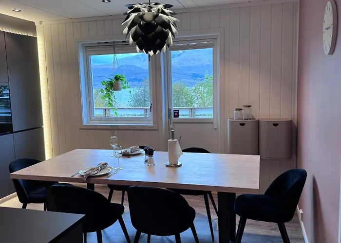 Nordic With Outdoor Jacuzzi And Aurora Borealis View Villa *